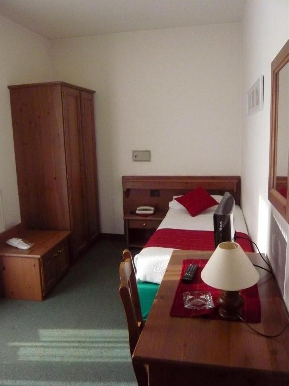 Cadria Nature & Bike Hotel Lenzumo di Concei Room photo